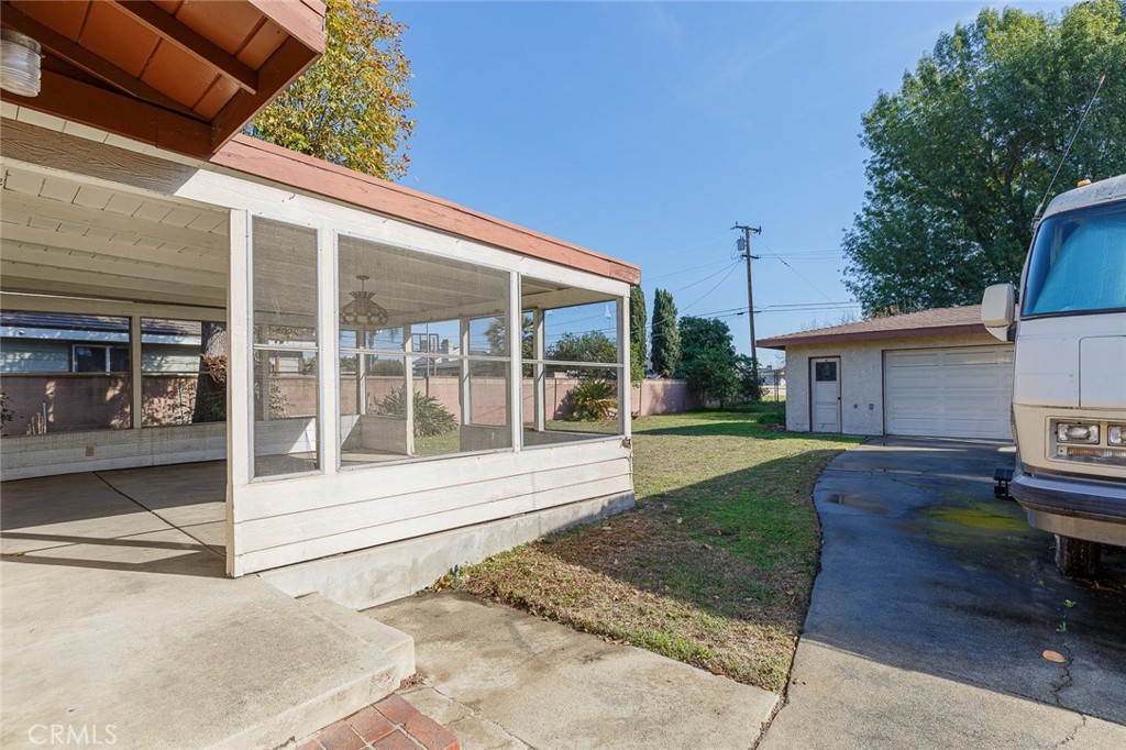 9012 Arrington Avenue