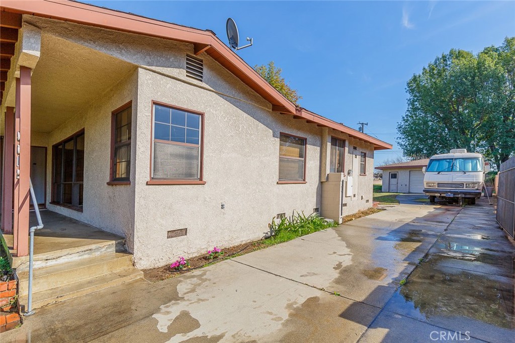 9012 Arrington Avenue