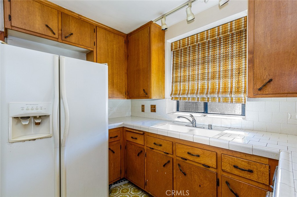 9012 Arrington Avenue