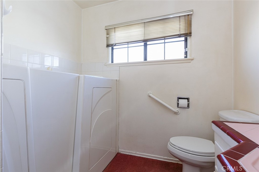 9012 Arrington Avenue