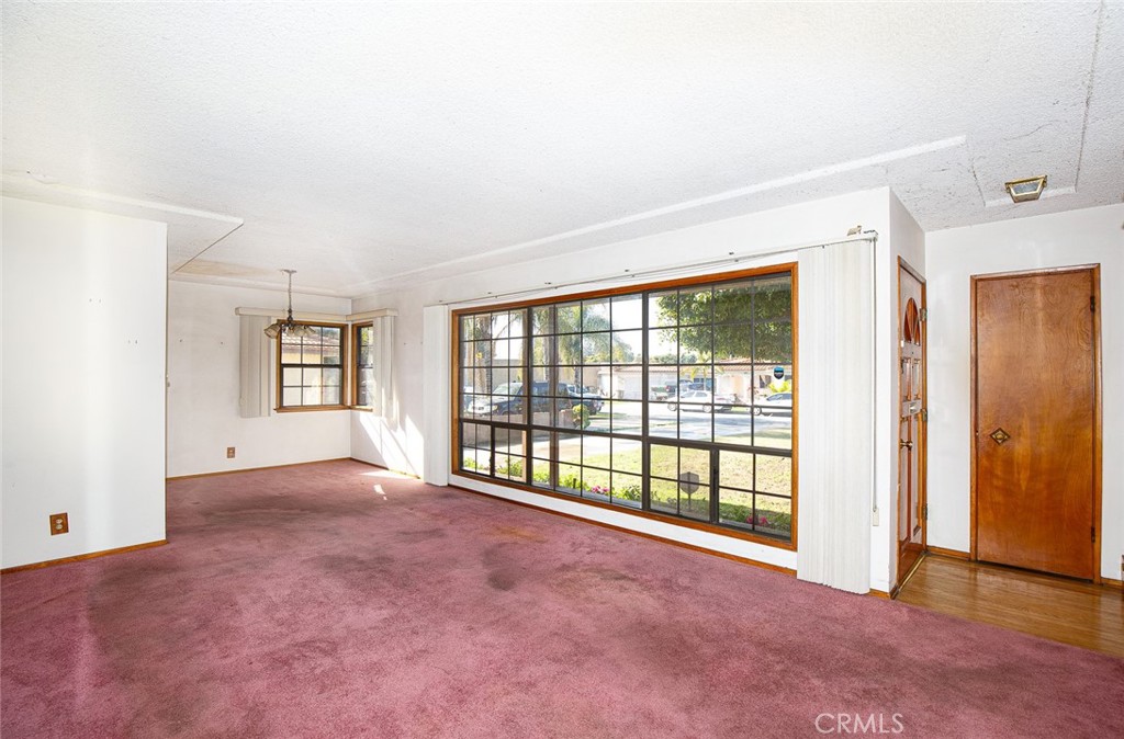 9012 Arrington Avenue