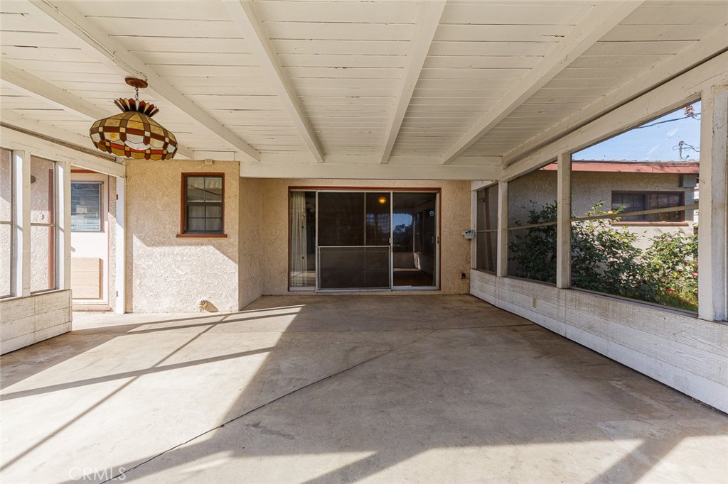 9012 Arrington Avenue