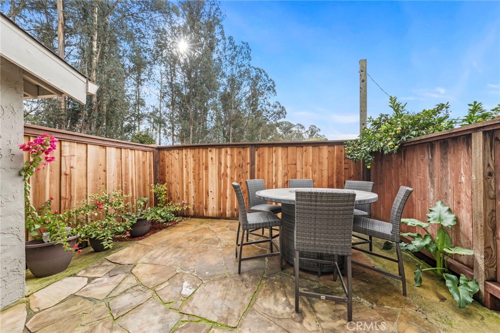 2870 Lindsay Lane