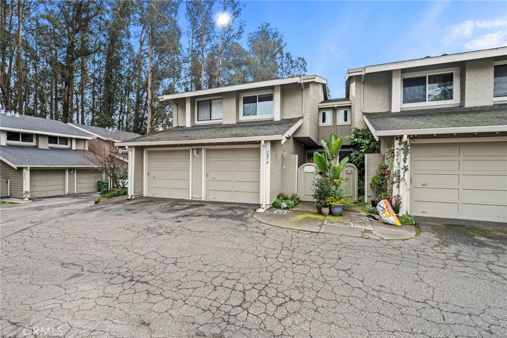 2870 Lindsay Lane