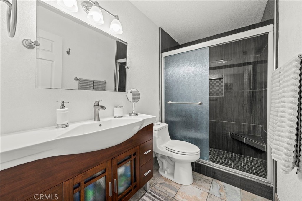 2870 Lindsay Lane
