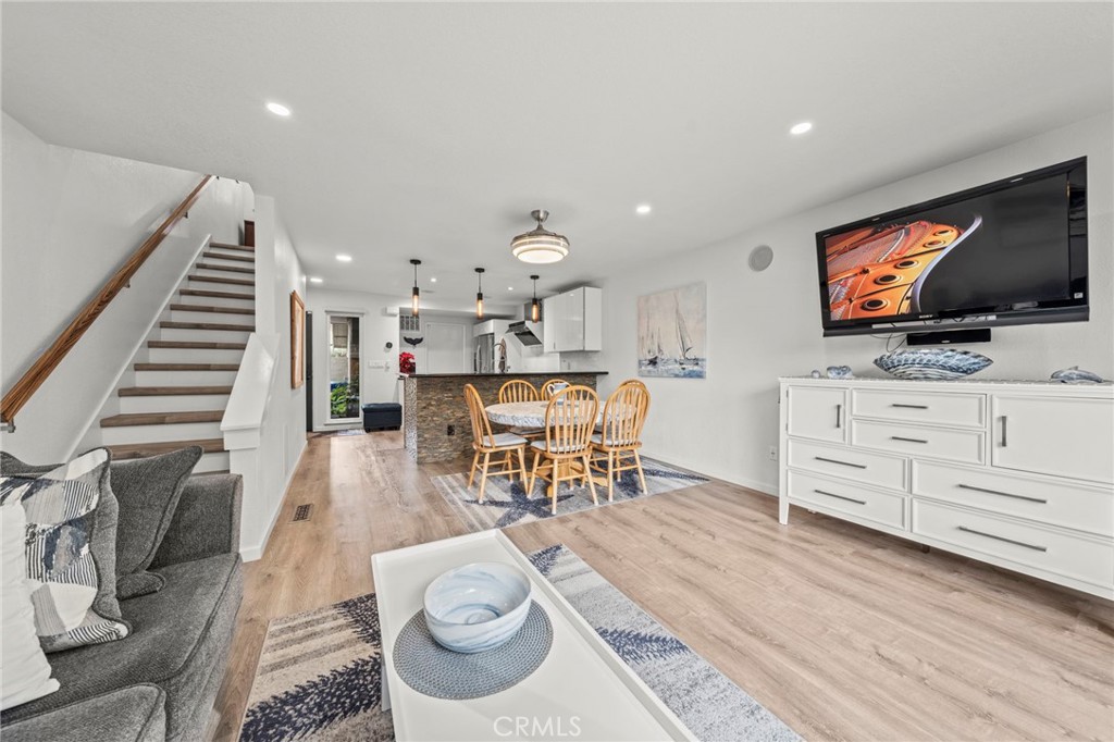 2870 Lindsay Lane