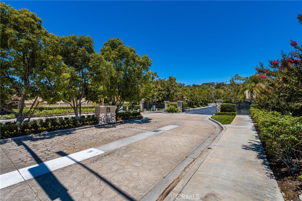 23936 Old Pomegranate Road