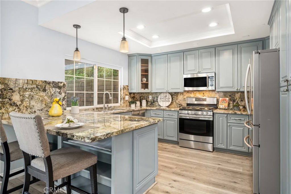 512 W Massachusetts Lane