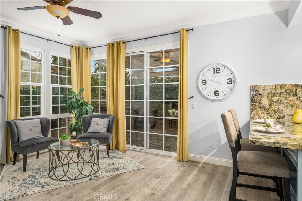 512 W Massachusetts Lane