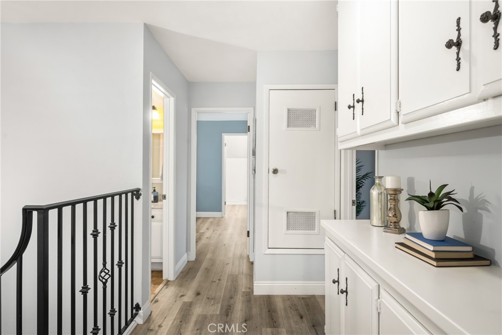 512 W Massachusetts Lane