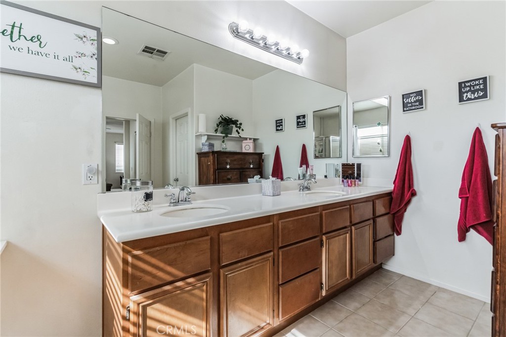 3012 W Milling Street