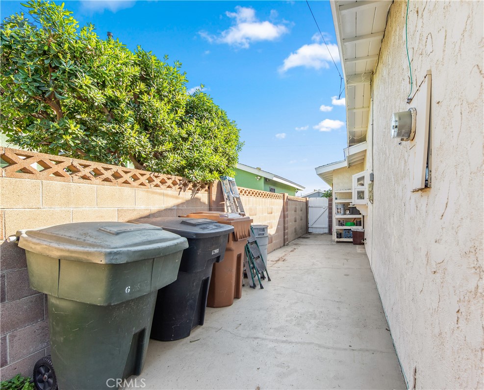 6881 Stanford Avenue