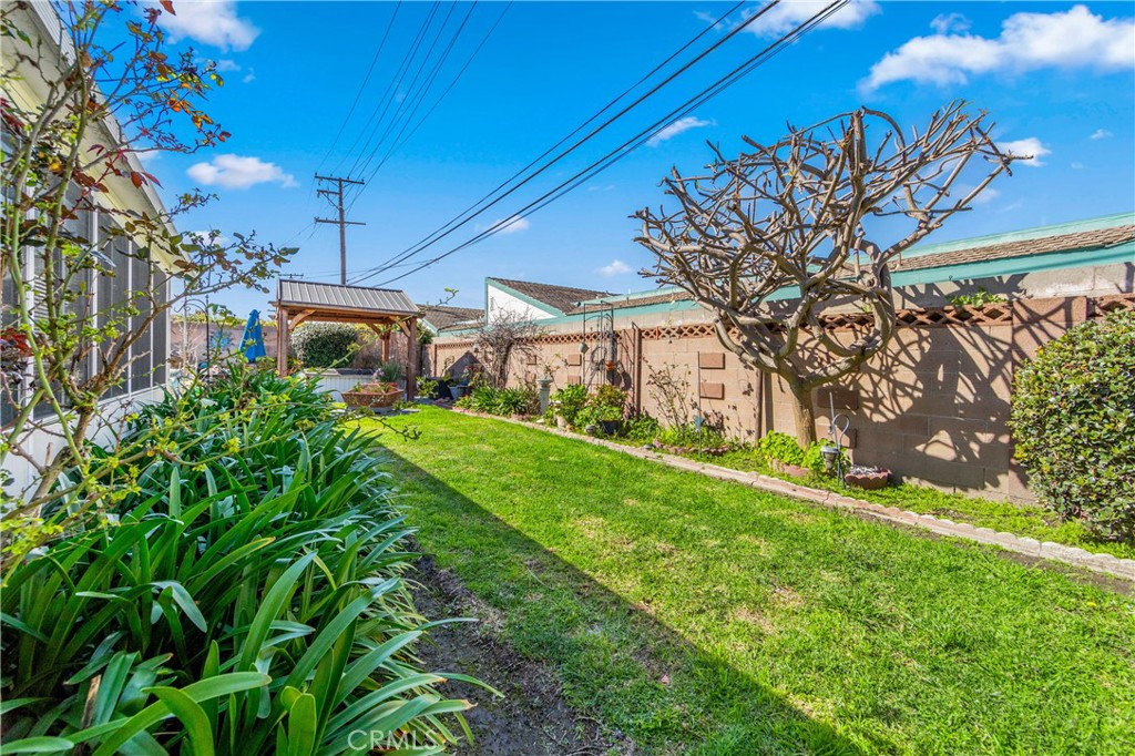 6881 Stanford Avenue