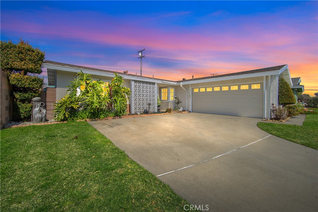 6881 Stanford Avenue