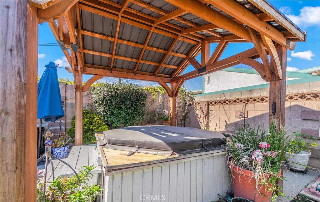 6881 Stanford Avenue