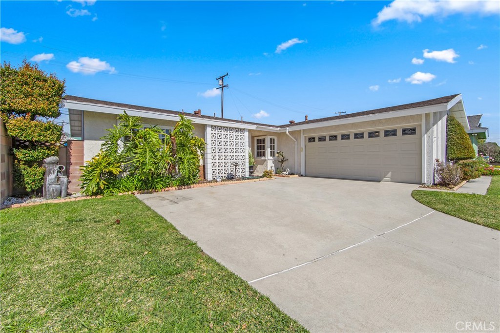 6881 Stanford Avenue