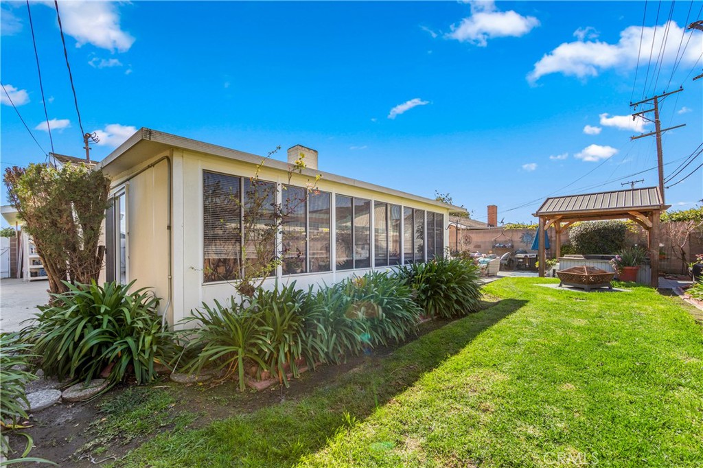 6881 Stanford Avenue