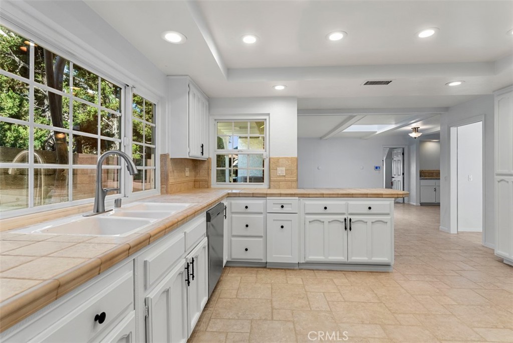 5269 E Rural Ridge Circle