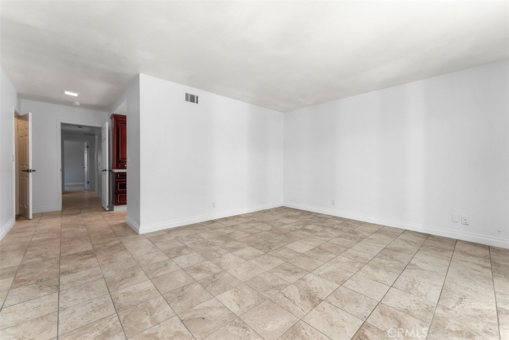 5269 E Rural Ridge Circle