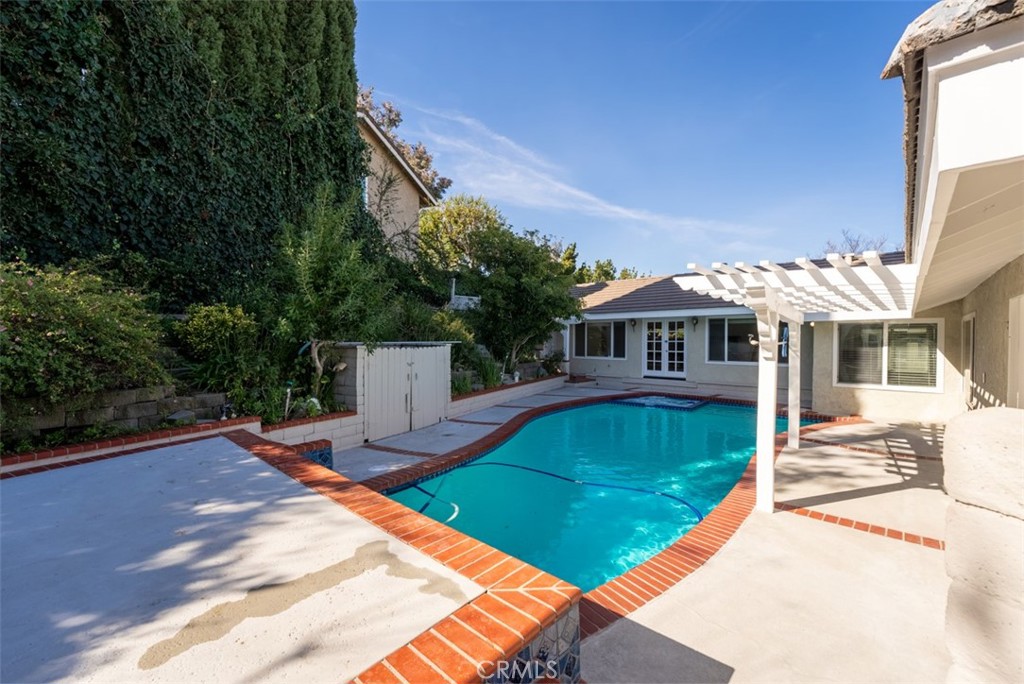 5269 E Rural Ridge Circle