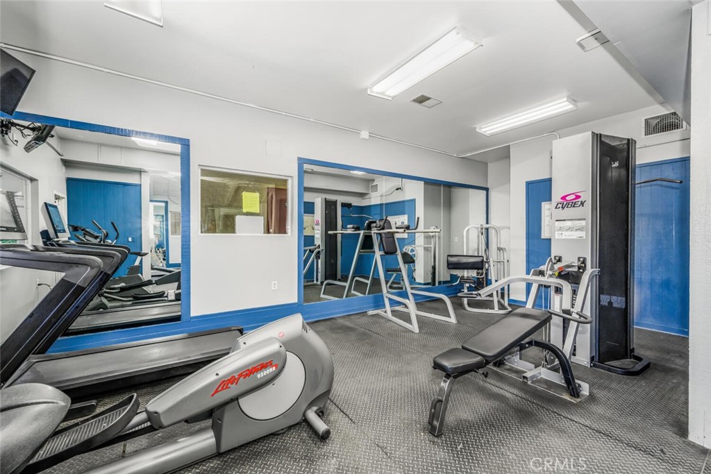 1000 W Macarthur Boulevard 42