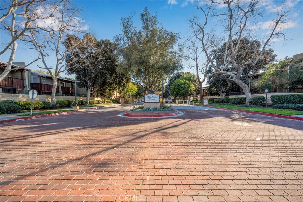 1000 W Macarthur Boulevard 42