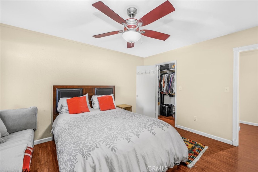 1000 W Macarthur Boulevard 42