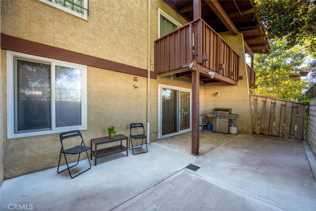 1000 W Macarthur Boulevard 42