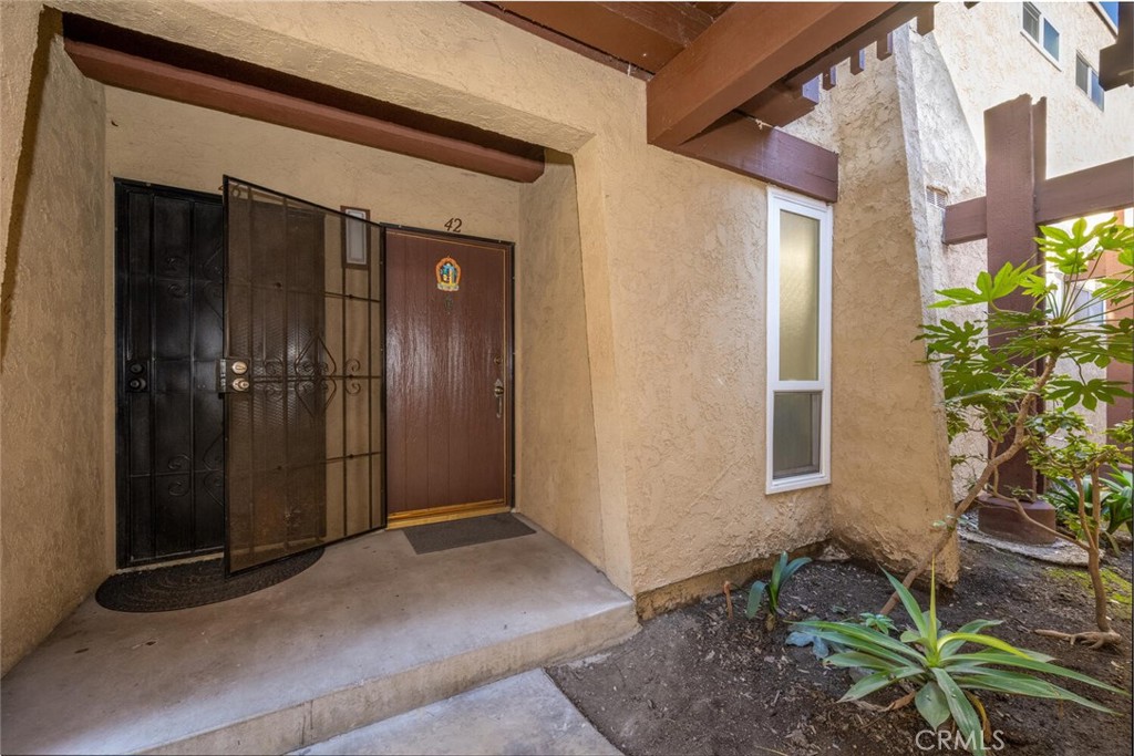 1000 W Macarthur Boulevard 42