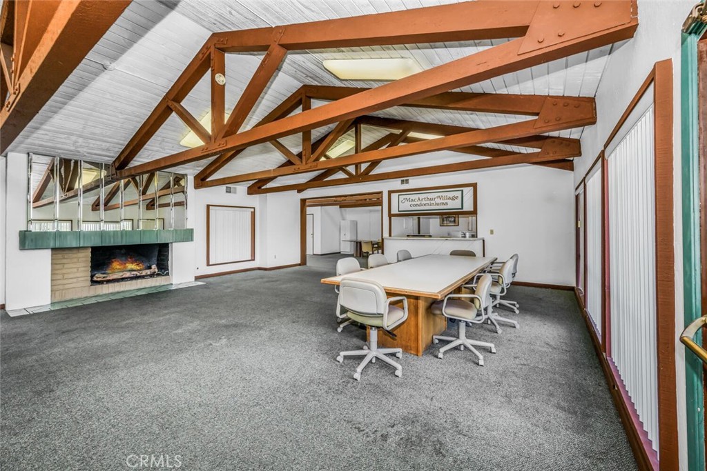 1000 W Macarthur Boulevard 42