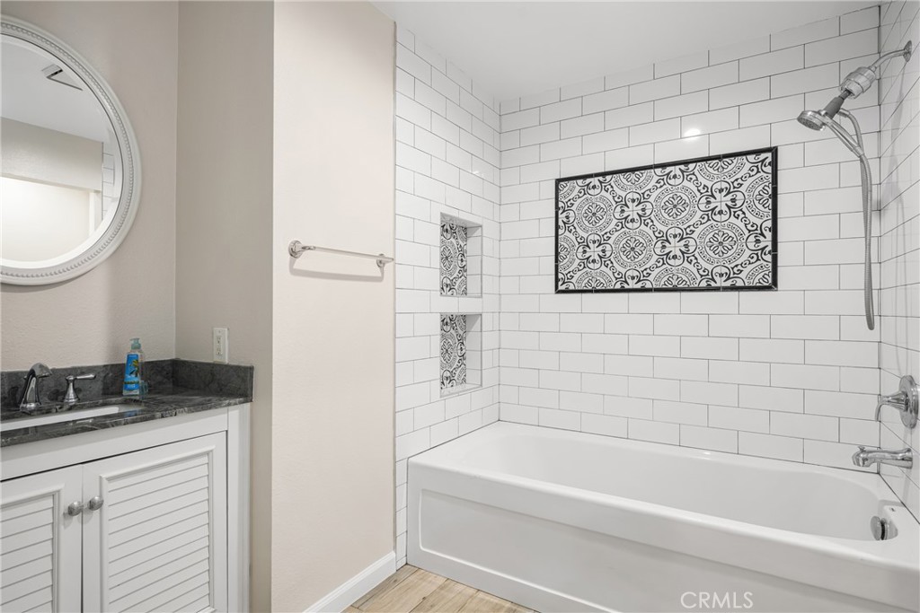 3862 Ravenswood Drive