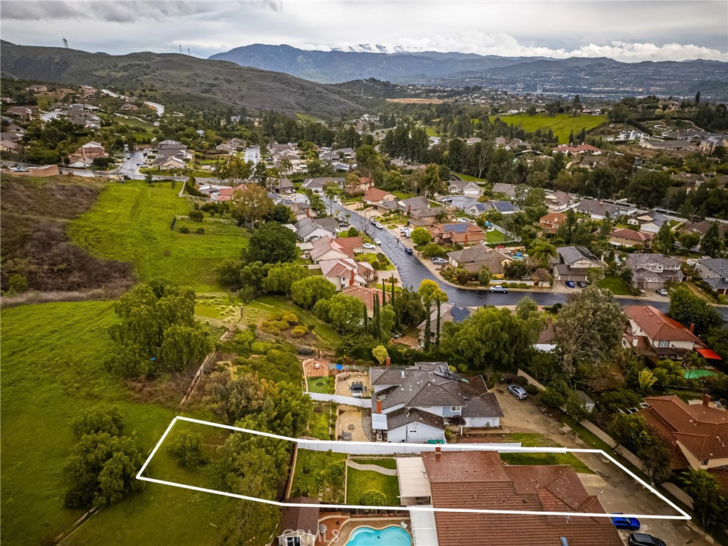 3862 Ravenswood Drive