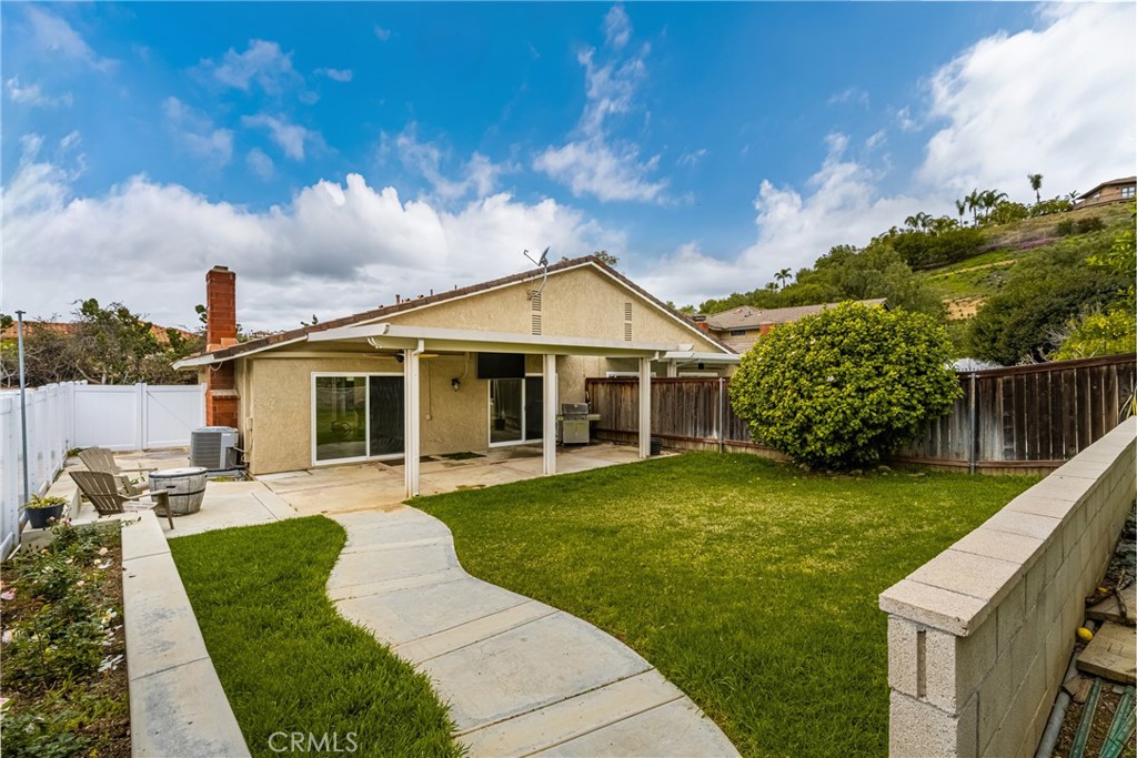 3862 Ravenswood Drive