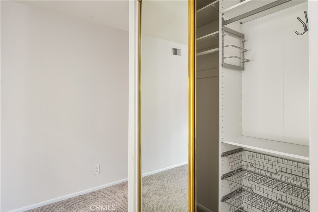 3862 Ravenswood Drive