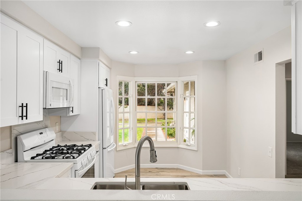 3862 Ravenswood Drive