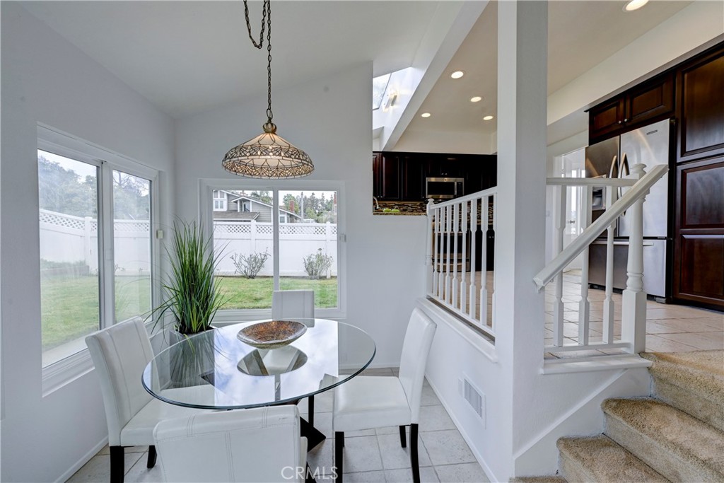 21665 Avenida Granada