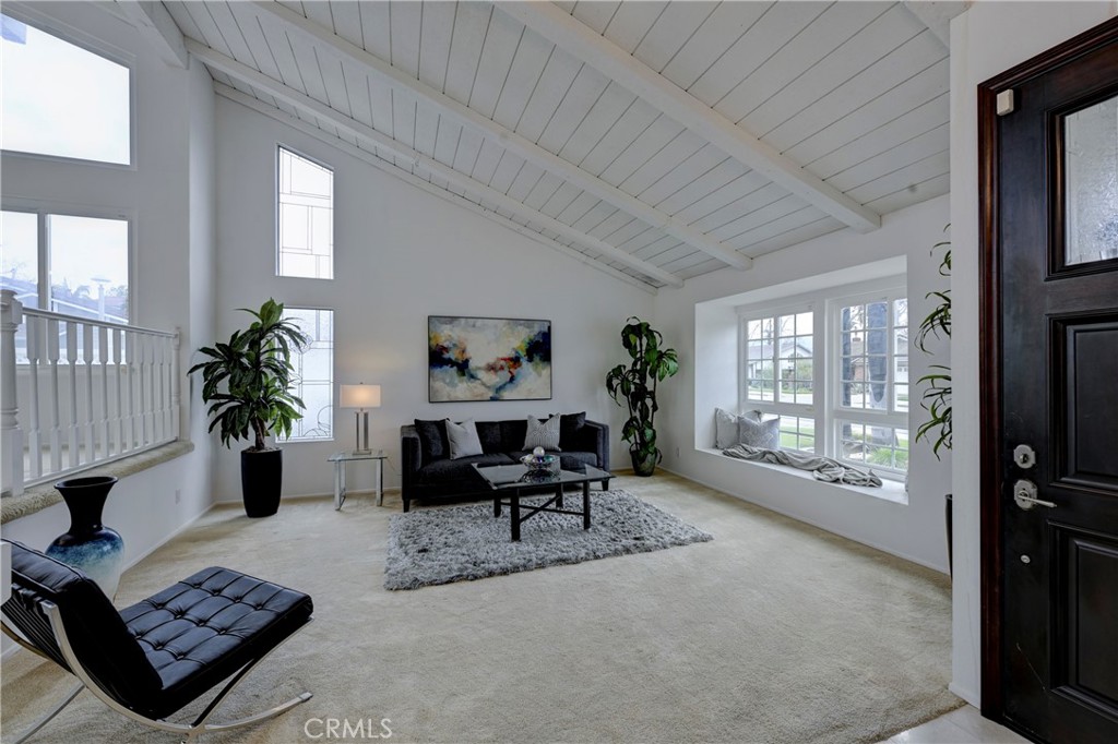 21665 Avenida Granada