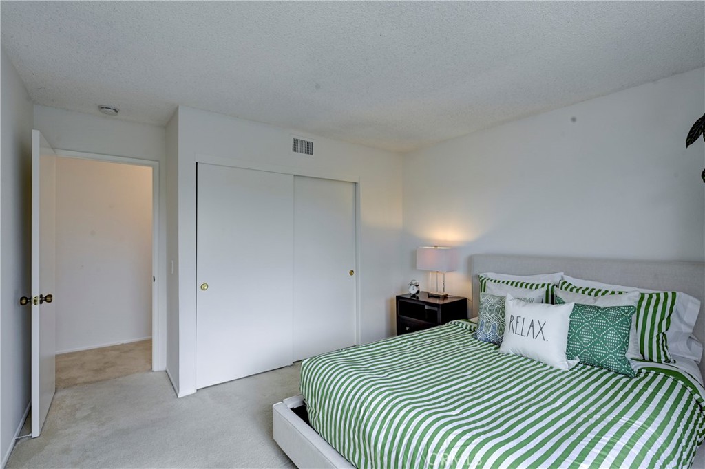 21665 Avenida Granada