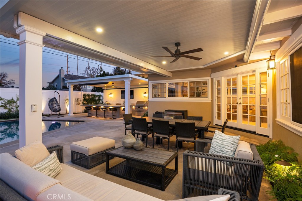 2527 Poinsettia Street