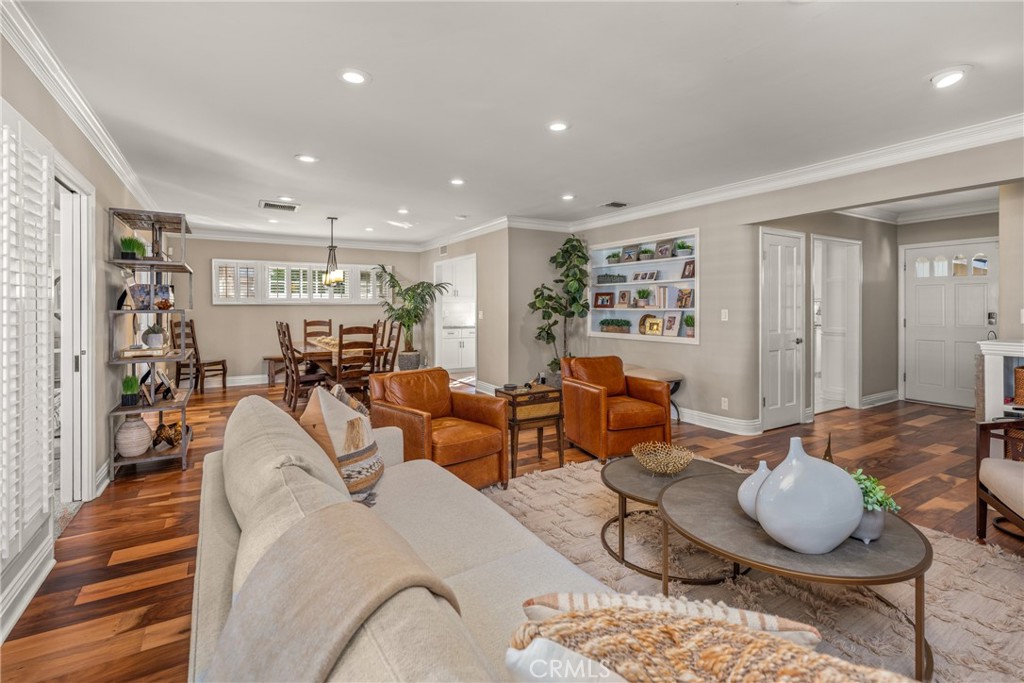 2527 Poinsettia Street