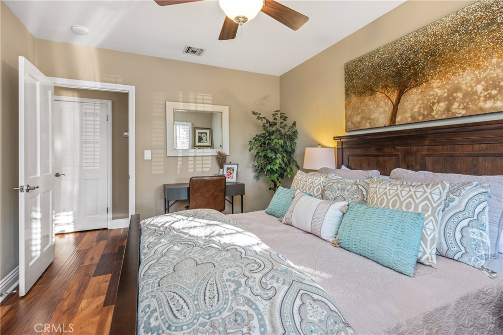 2527 Poinsettia Street