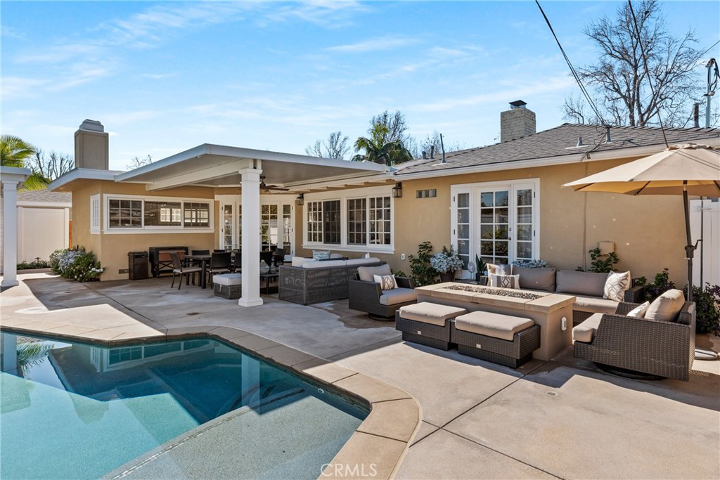 2527 Poinsettia Street