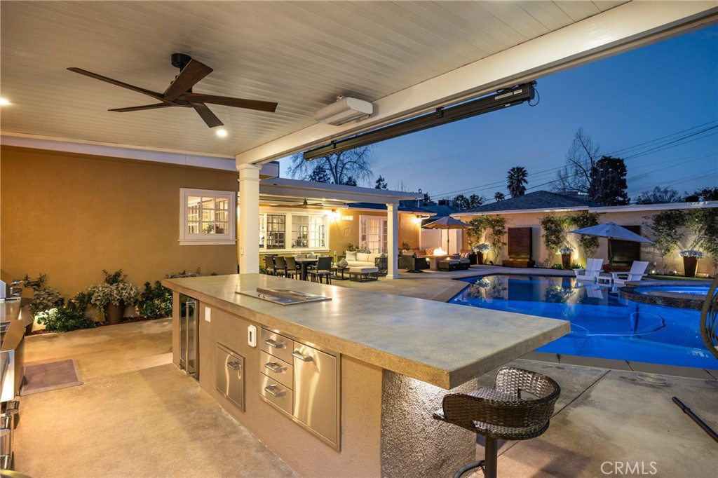 2527 Poinsettia Street