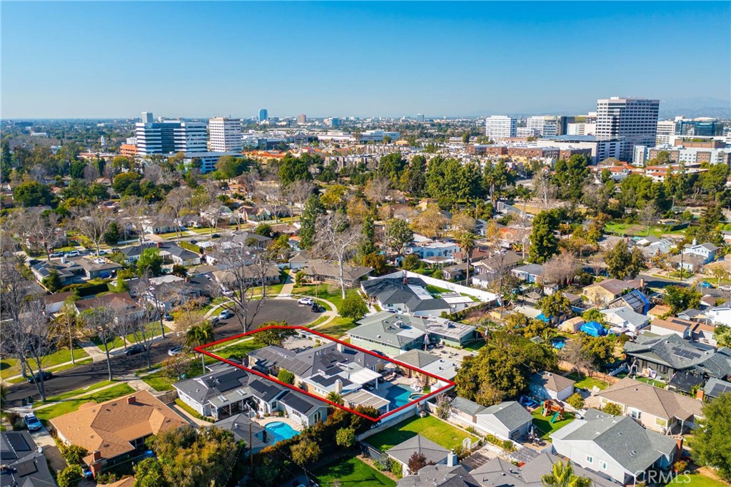 2527 Poinsettia Street