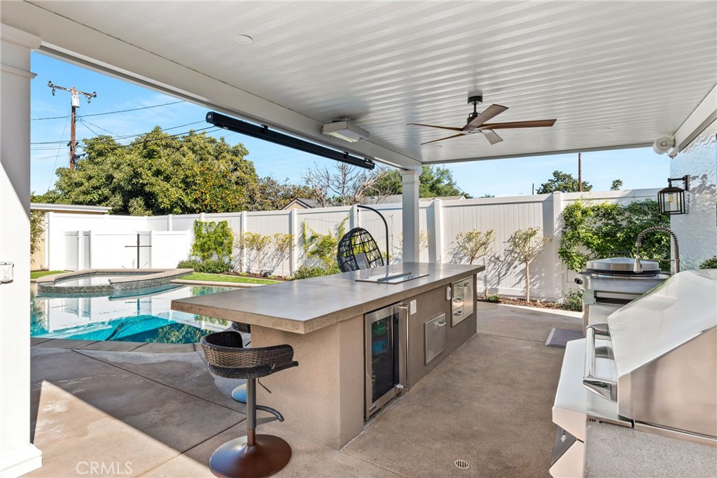 2527 Poinsettia Street