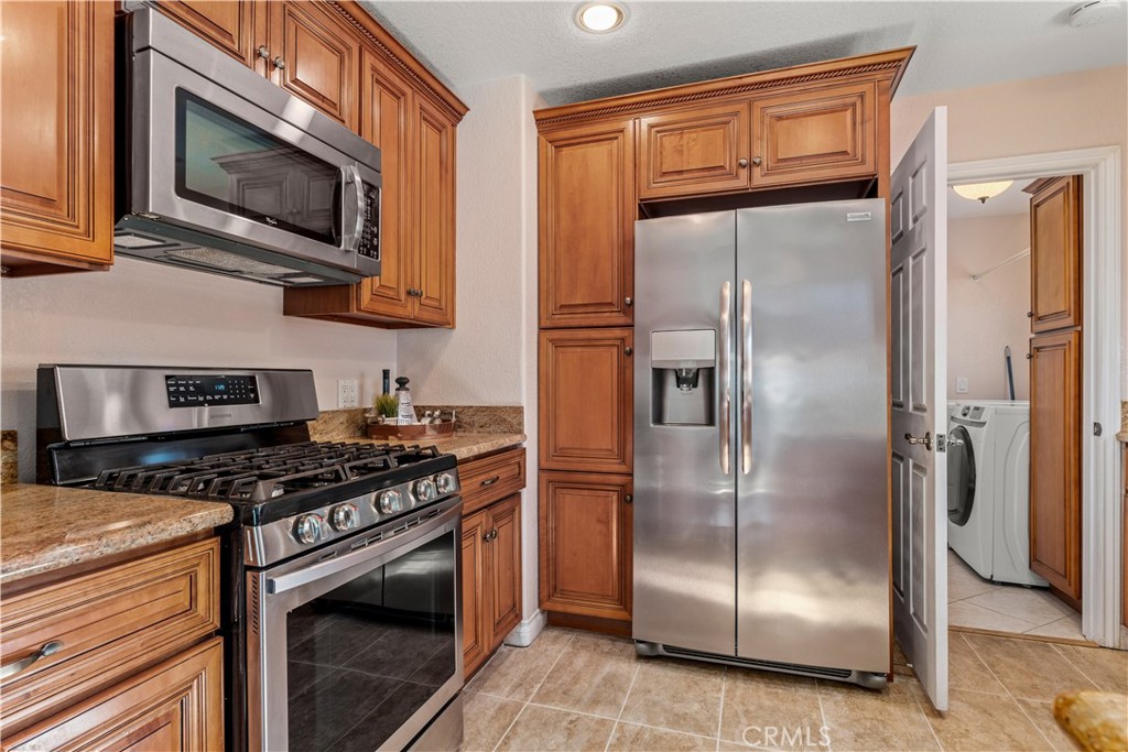 606 N Wrightwood Drive