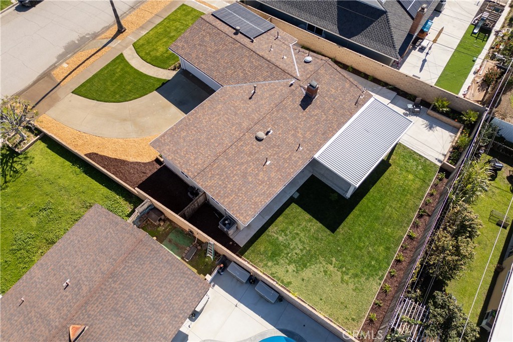 606 N Wrightwood Drive