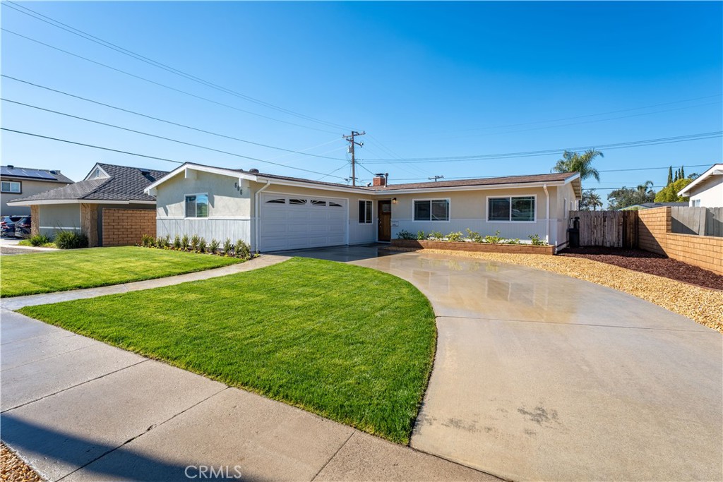 606 N Wrightwood Drive