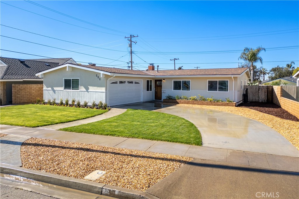 606 N Wrightwood Drive