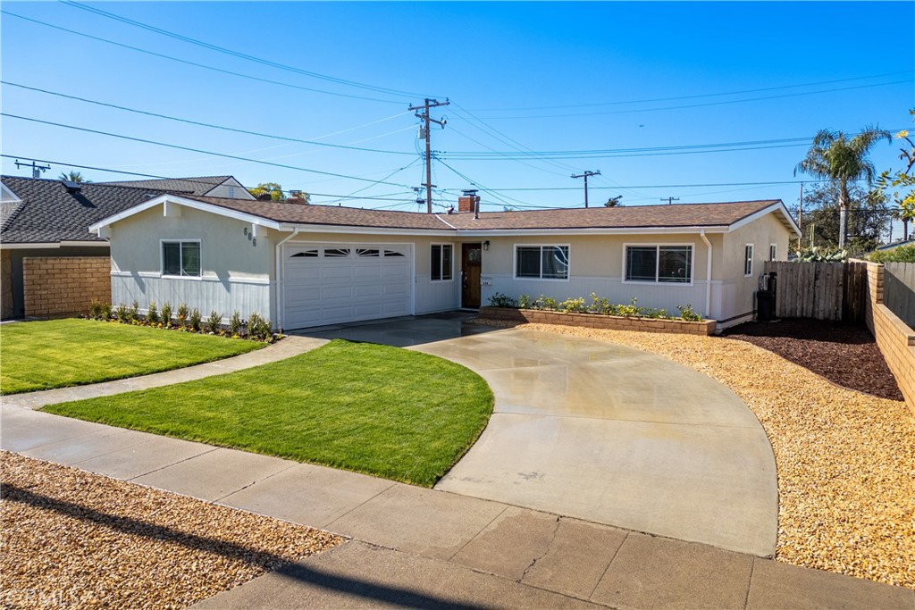 606 N Wrightwood Drive